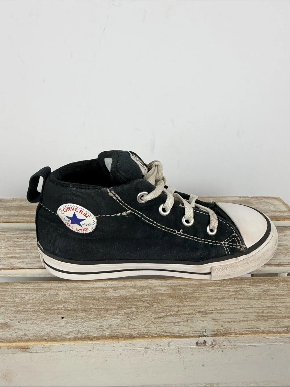 Converse Chuck Taylor All Star mid-top sneakers white rubber toe cap Size 10